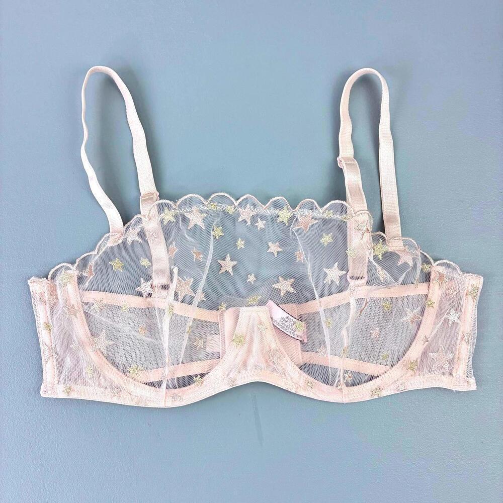 Sheer Star Embroidered Mesh Underwire Bra in Light Pink
